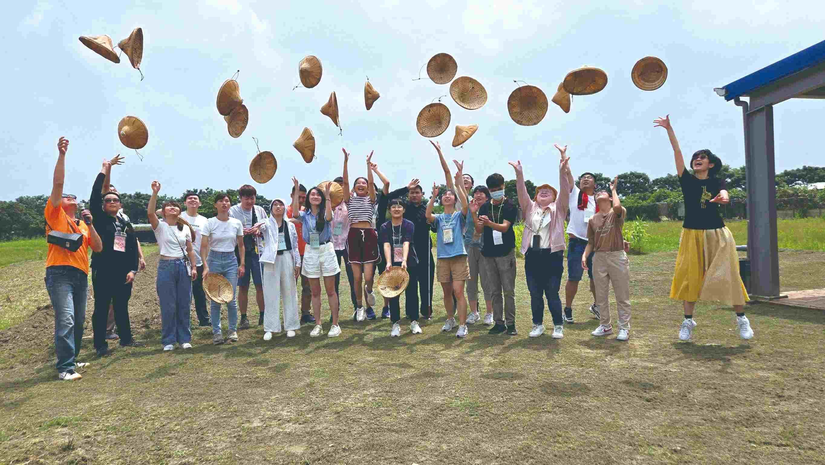 靖騰、姿瑩與夥伴們的共融小旅行