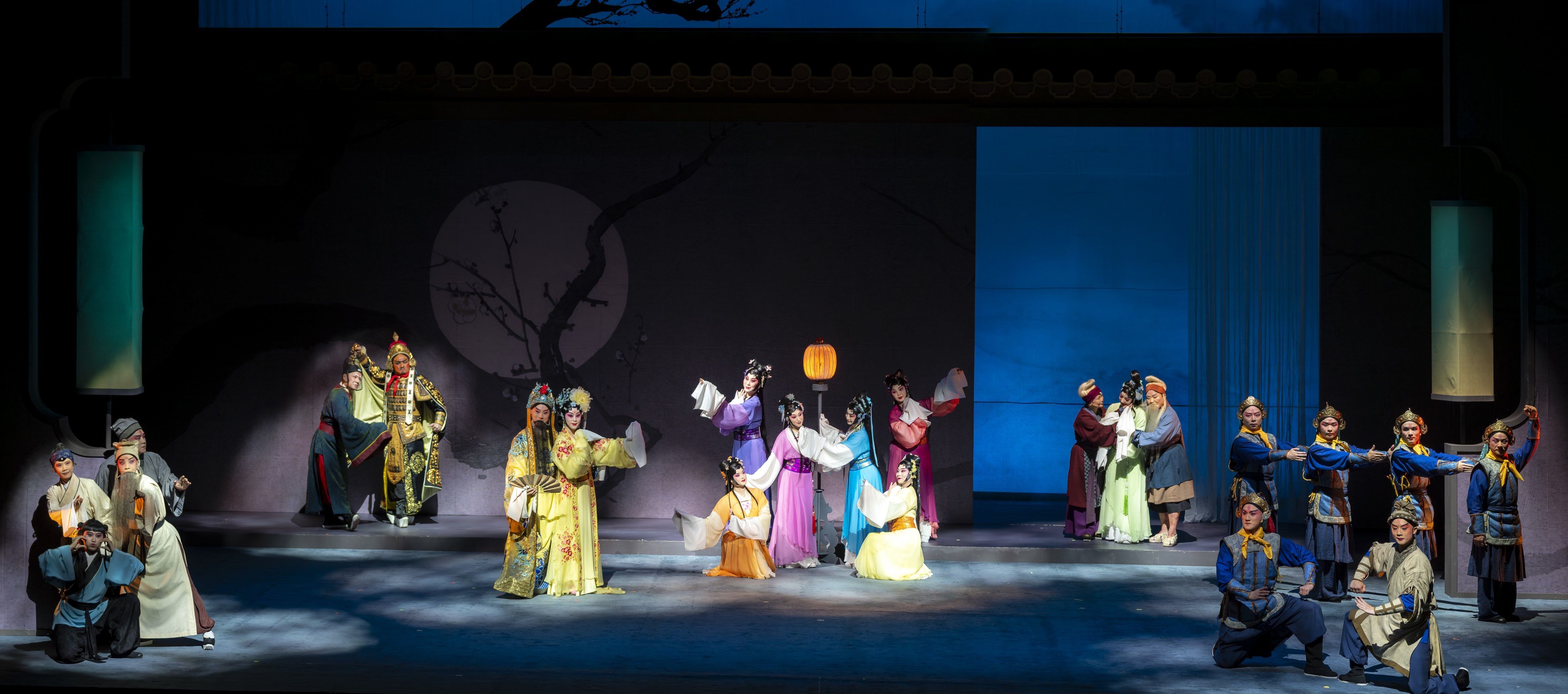 國光劇團《三個人兒兩盞燈》(攝影╱劉振祥)