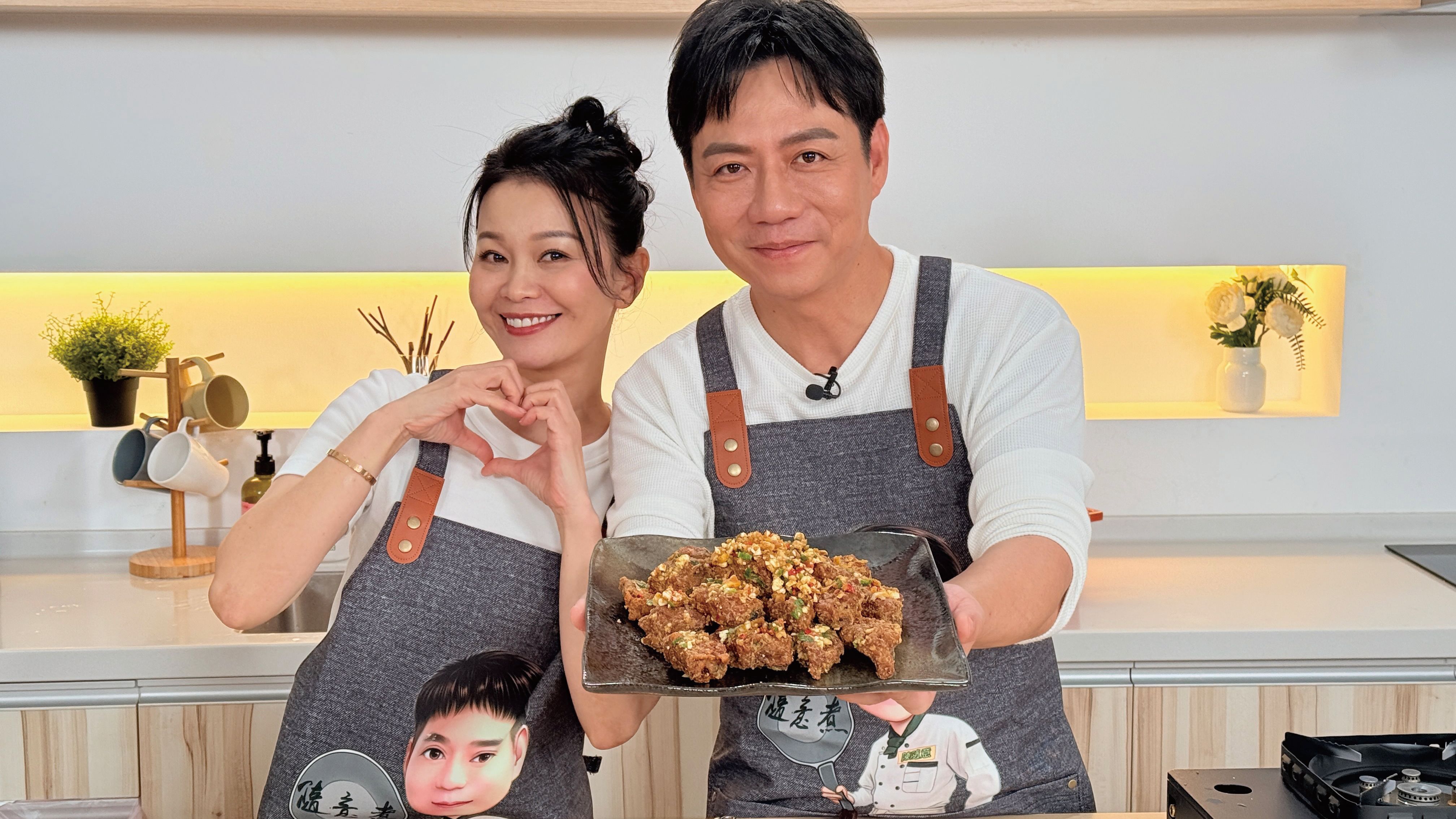 總鋪師歌王陳隨意與夫人謝宜君端上『隨意好料裡』