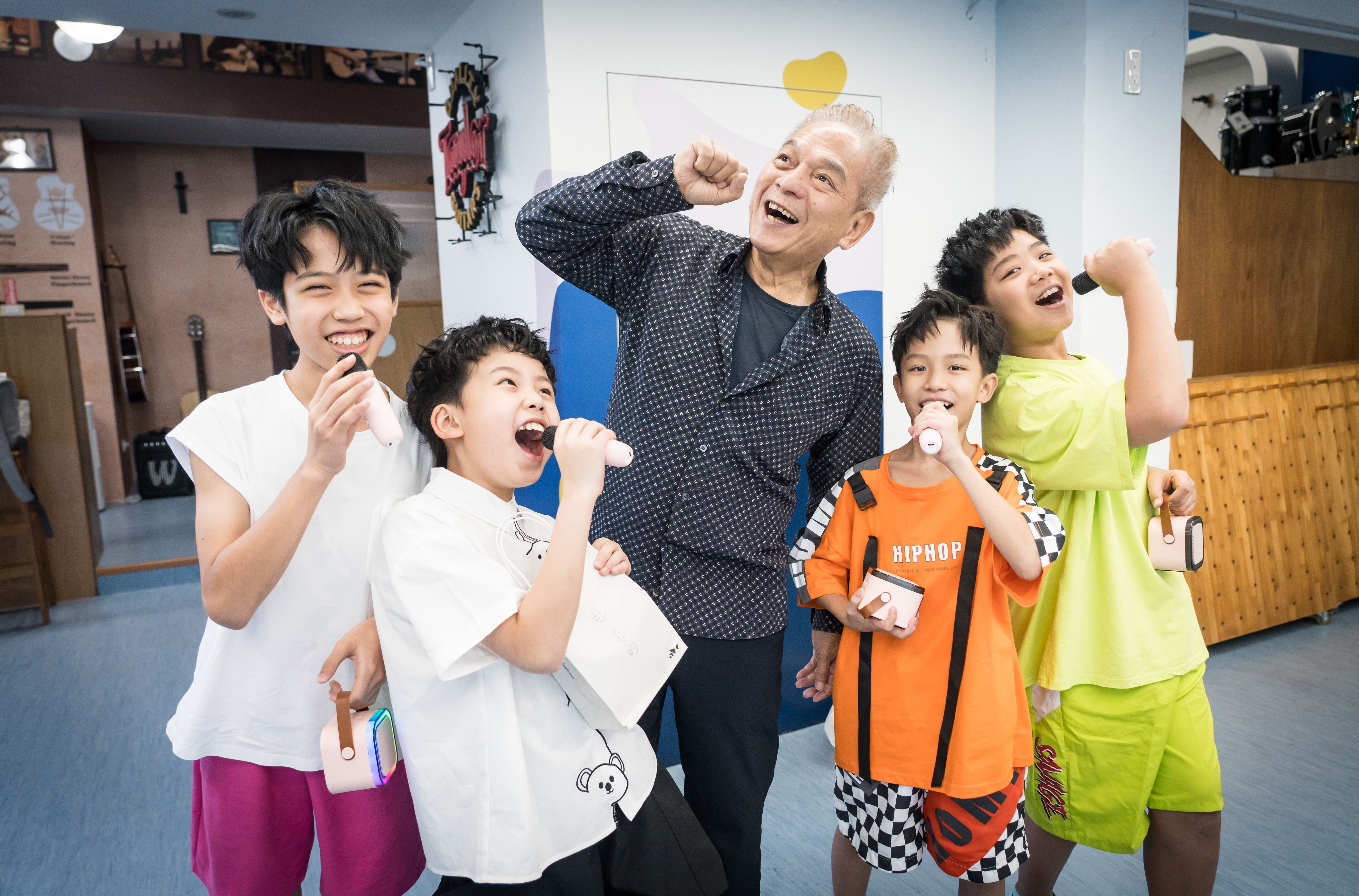 精力與創意永遠都用不完的J HALL