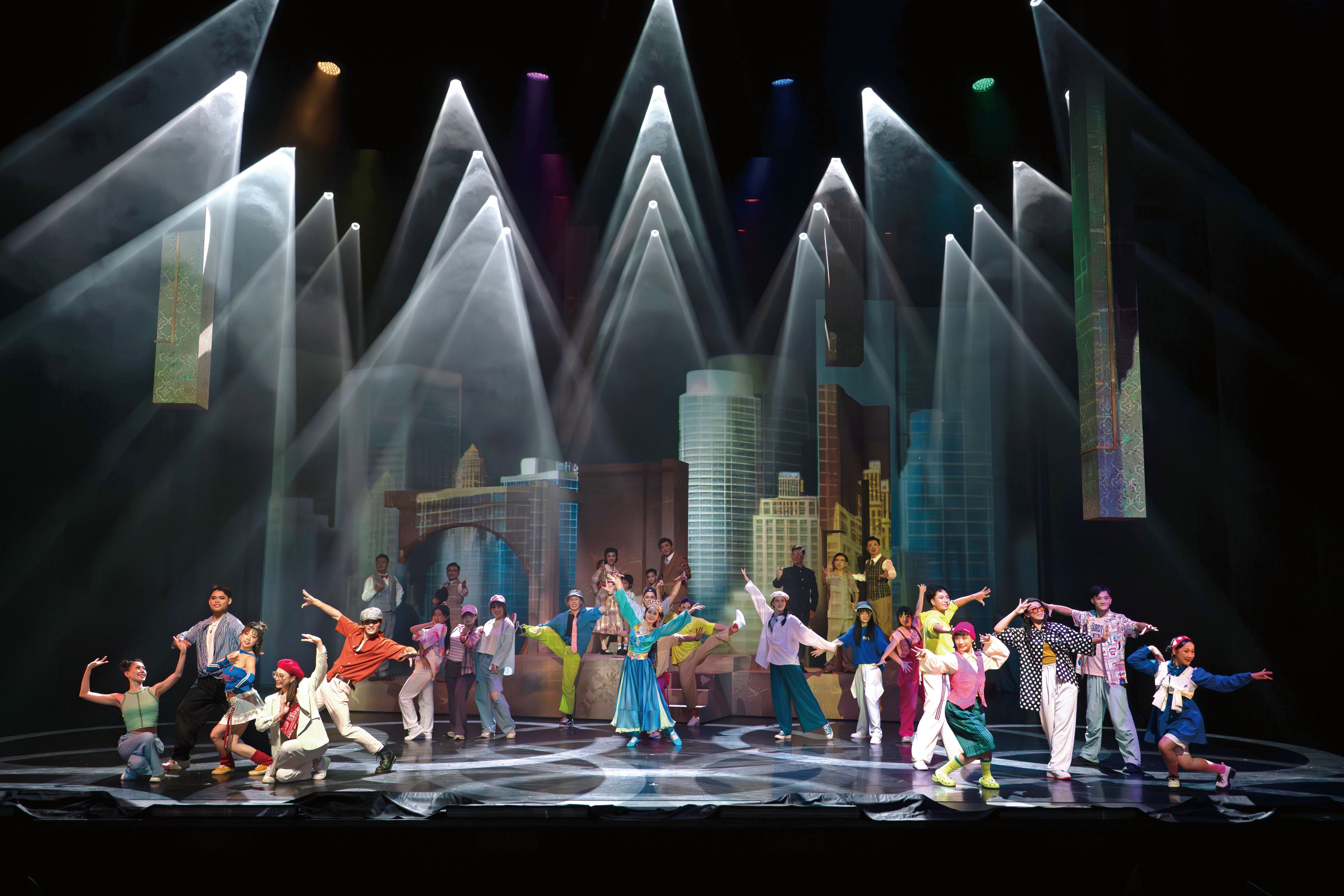 榮興客家採茶劇團《新新》